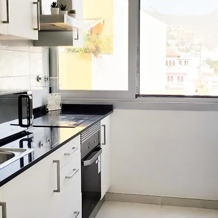 Piso Muy Centrico Cerca De Lugares De Gran Interes Apartment *